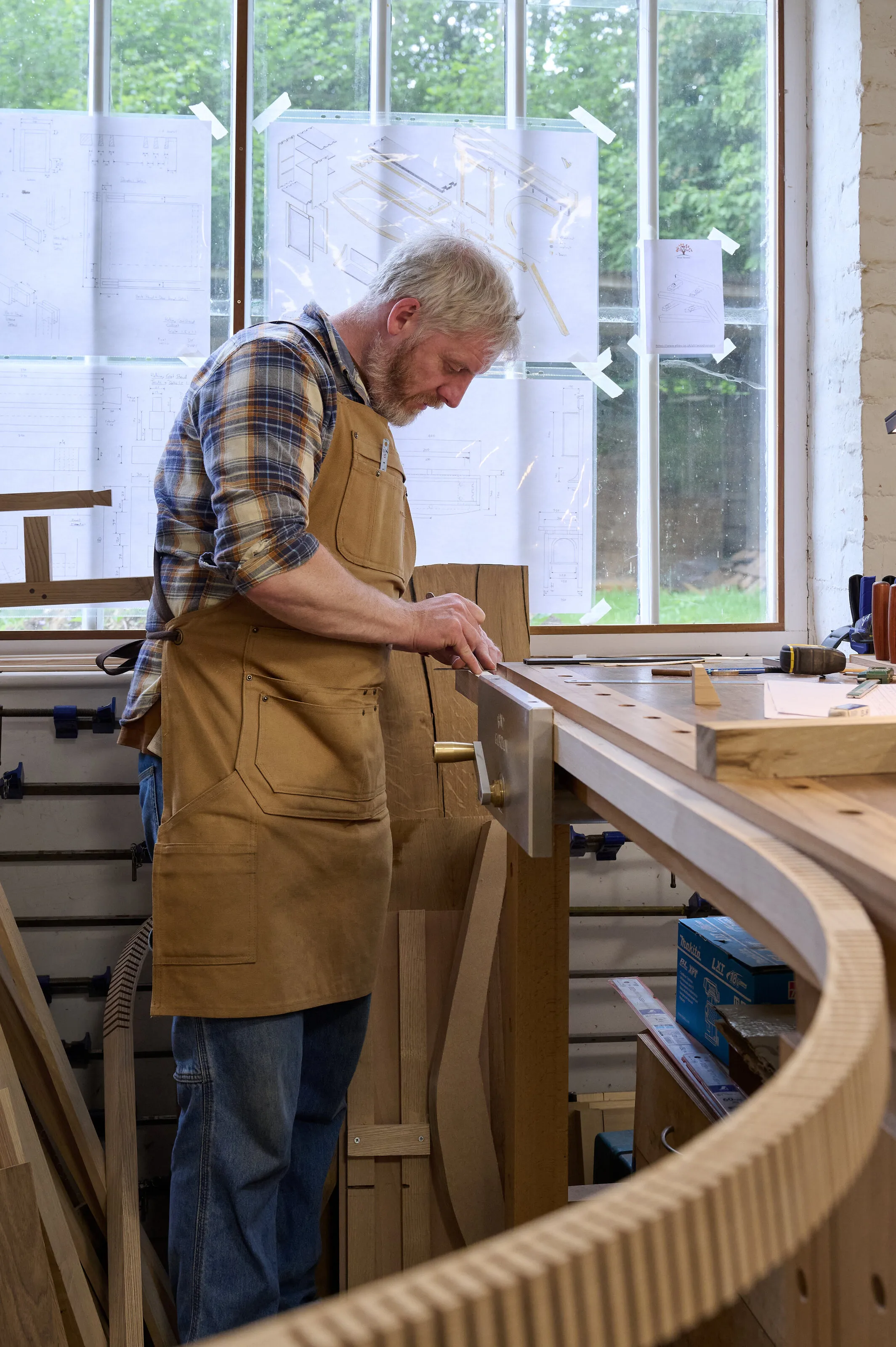 The long curve, clamped