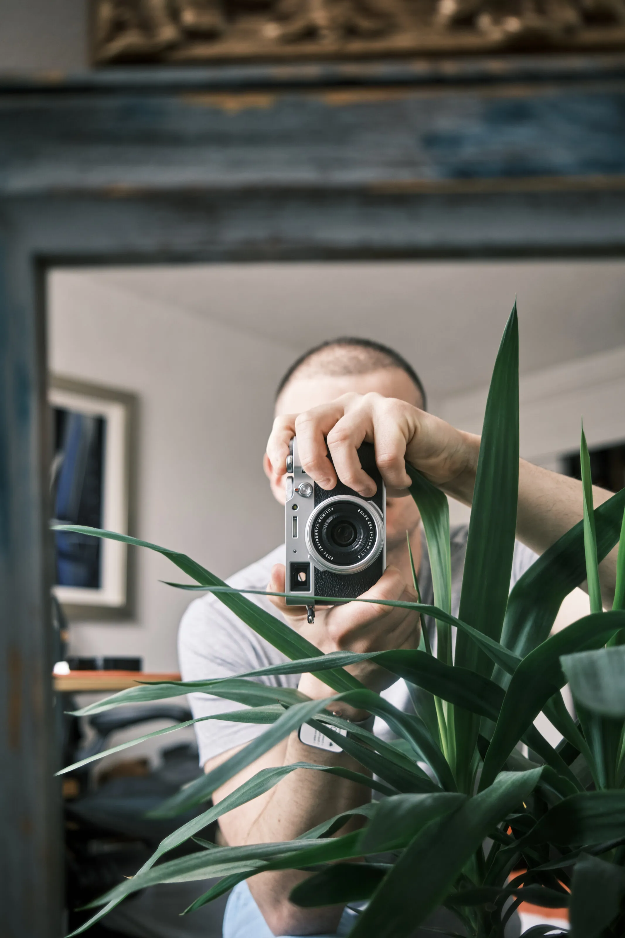 Fraser Embrey — self-portrait